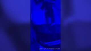 Yee33haw Slutty Hoe Exposed Her Big Tits In A Dark Room Onlyfans Video