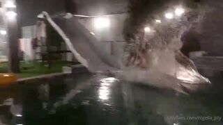 Nigella_pty Asian Slut Bathing In A Swimpool With Naked Onlyfans Video