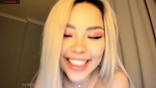 Gorgeous Asian Babe Teasing With Her Sex Toys And Fingering Pussy Video